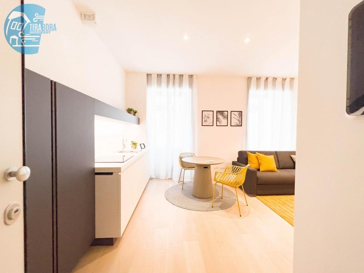 Slataper 11 Tirabora Short Rent Apartment Trieste Bagian luar foto